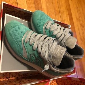 New Balance Concepts x 997 NYC Rivalry 5y